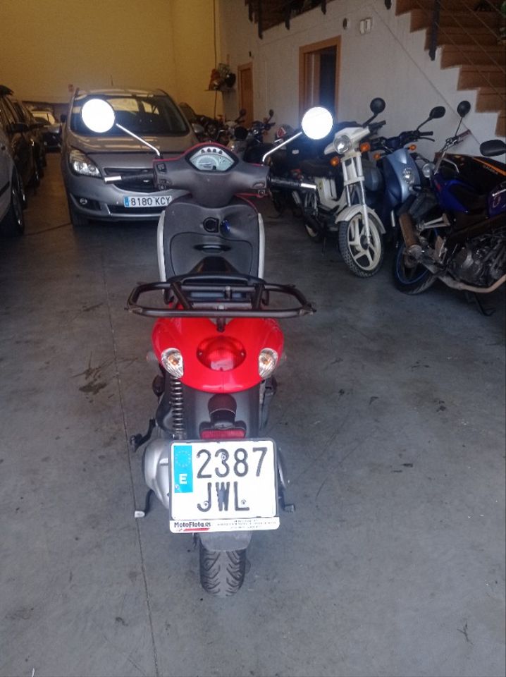 Liberty 125 ABS