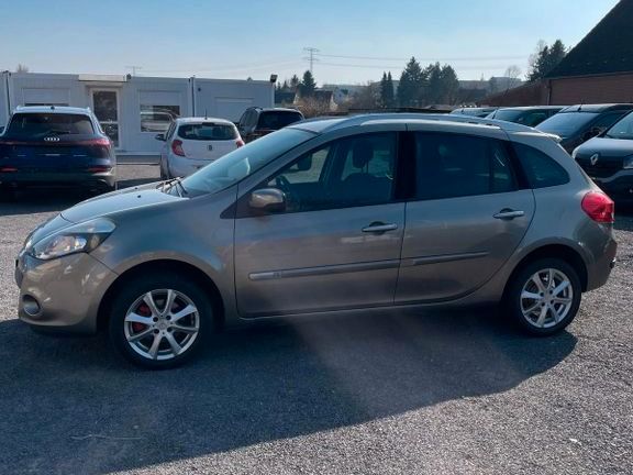 Logo de Milanuncios Motor en Beriain / Coches en Beriain / Renault en Beriain 1 / 11 RENAULT - CLIO GRAND TOUR AUTHENTIQUE 1.5DCI70 ECO2