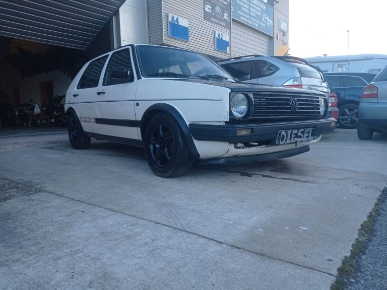 VOLKSWAGEN Golf GOLF 1.6 GTD