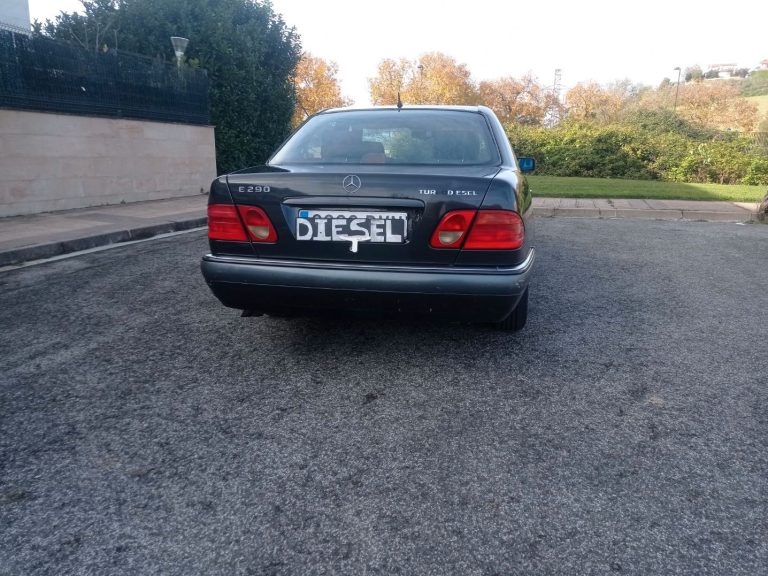 MERCEDES-BENZ Clase E E 290 DT ELEGANCE