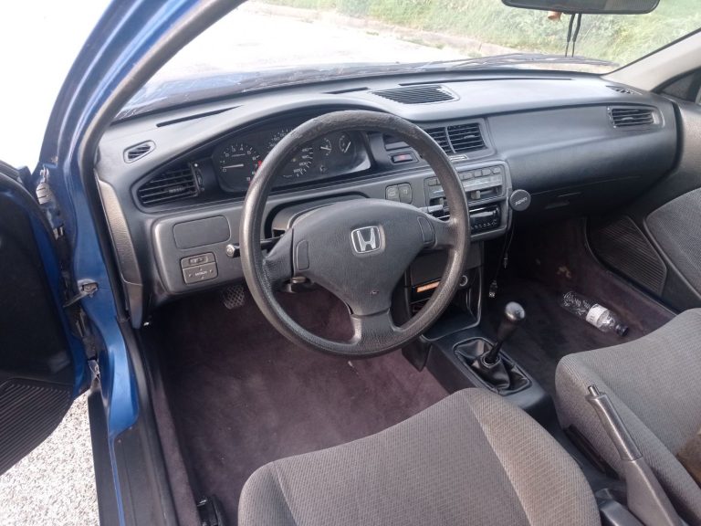 HONDA Civic CIVIC 1.5I-16 LSI